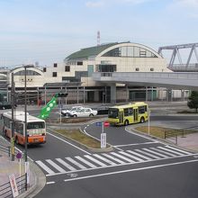 最寄駅：武蔵野線新三郷駅