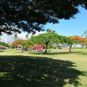 綺麗に整備されたハワイらしい公園