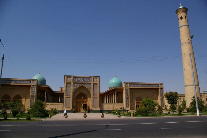 ハズラティ イマーム モスク