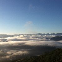 ゴンドラを降りてすぐの雲海。この後もっと濃くなりました。