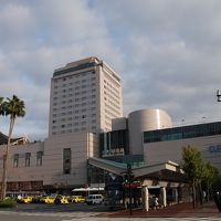 徳島駅の上層階がホテルです