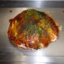 唐麺入りのお好み焼き。まるで分りませんね。