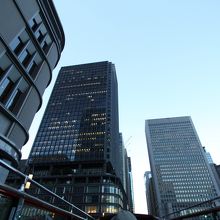 ガイドさんも 言ってましたが･･このバスでは上を見ながらの観