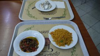 安くてうまい煮込みのお店