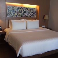 広々とした寝室