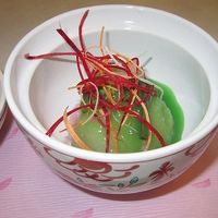 蓋物　桜饅頭　うぐいすあんかけ