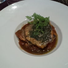 肉料理です。フォアグラ〜