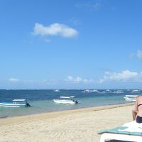 きれいな海で、地元の漁船もいて面白かったです。