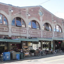 この風情ある古い建物です