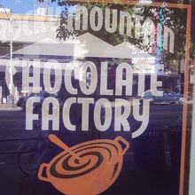 オバマ大統領も好きらしいチョコのお店(看板）