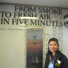 此処から、エレべ―ターで上がります。