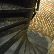 こんな階段が延々続く。