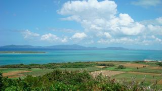 周囲の島々が見渡せる眺望は絶景です
