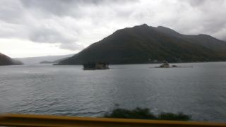 コトル湾に浮かぶ教会♪