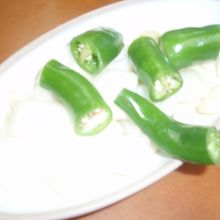 韓国味噌をつけてたべます