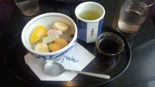 船橋東武百貨店の5階にあります。