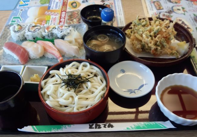 発祥の地北海道以上に関東でもあちこちにあるお蕎麦・お寿司を中心とした和食店