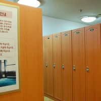 温泉ロッカー。