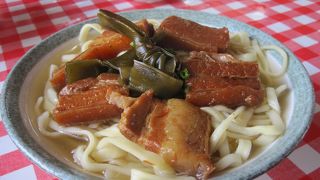 いつも地元の方で賑わってます。