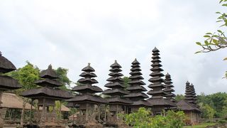 バリ島で2番目に大きな寺院だそうです