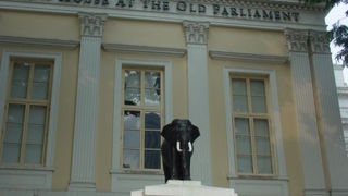 旧国会議事堂がアートの発信場所に