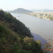 日本とのゆかりの川です。