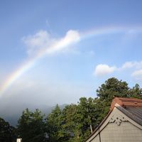 客室の窓から。虹が見えた。
