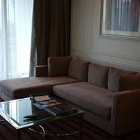 リビングのソファ