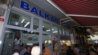 安くておいしいロカンタです　旧市街のスポットからも近いのでお昼におススメです