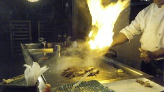 サヌールの鉄板焼きのお店