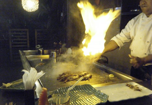 サヌールの鉄板焼きのお店
