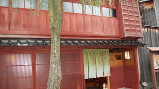金沢百万石の城下町の風情を現在最もとどめている街の１つ