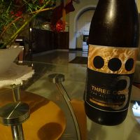 そ言えば、食事頼んでみれば良かった…ビール売ってます