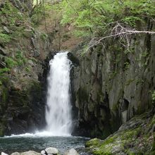 「二の滝」全景