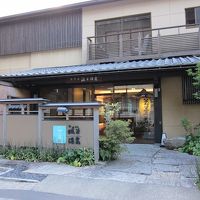 宿の入り口(日本秘湯を守る会の提灯）