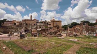 ゆっくり歩いて見学したいポイントです