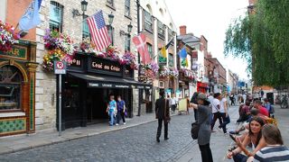 そぞろ歩きするだけで楽しいテンプルバー