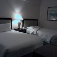 通りに面している割には静かです。