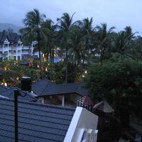 部屋からの眺め。ロビーの上になるのかな。。。