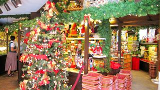 年中クリスマスのお店