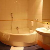 スイートはバスタブがある部屋もあるようです