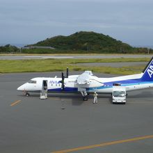 羽田行きANA DHC-8-300