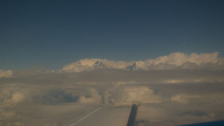 ポカラ～カトマンズ　飛行機移動　６５ドル