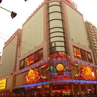 ゴールデンドラゴンホテル外観