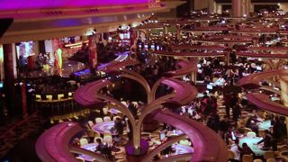 マカオのツアーではカジノ体験が定番です