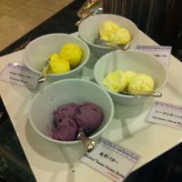 朝食に出た沖縄バター達