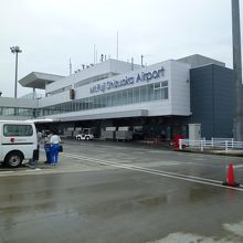 機内から見たターミナルビル