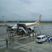 札幌からの便の降機