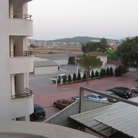 窓からの眺め、海と反対側？