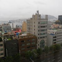 部屋から見る釜山港方面の眺め